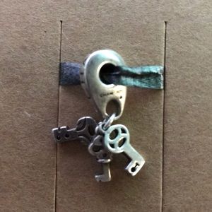Chamilia Keys Charm